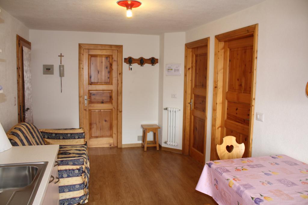 Apartamento Casa Longa Livigno Habitación foto